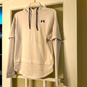 Under armour sweatshirt